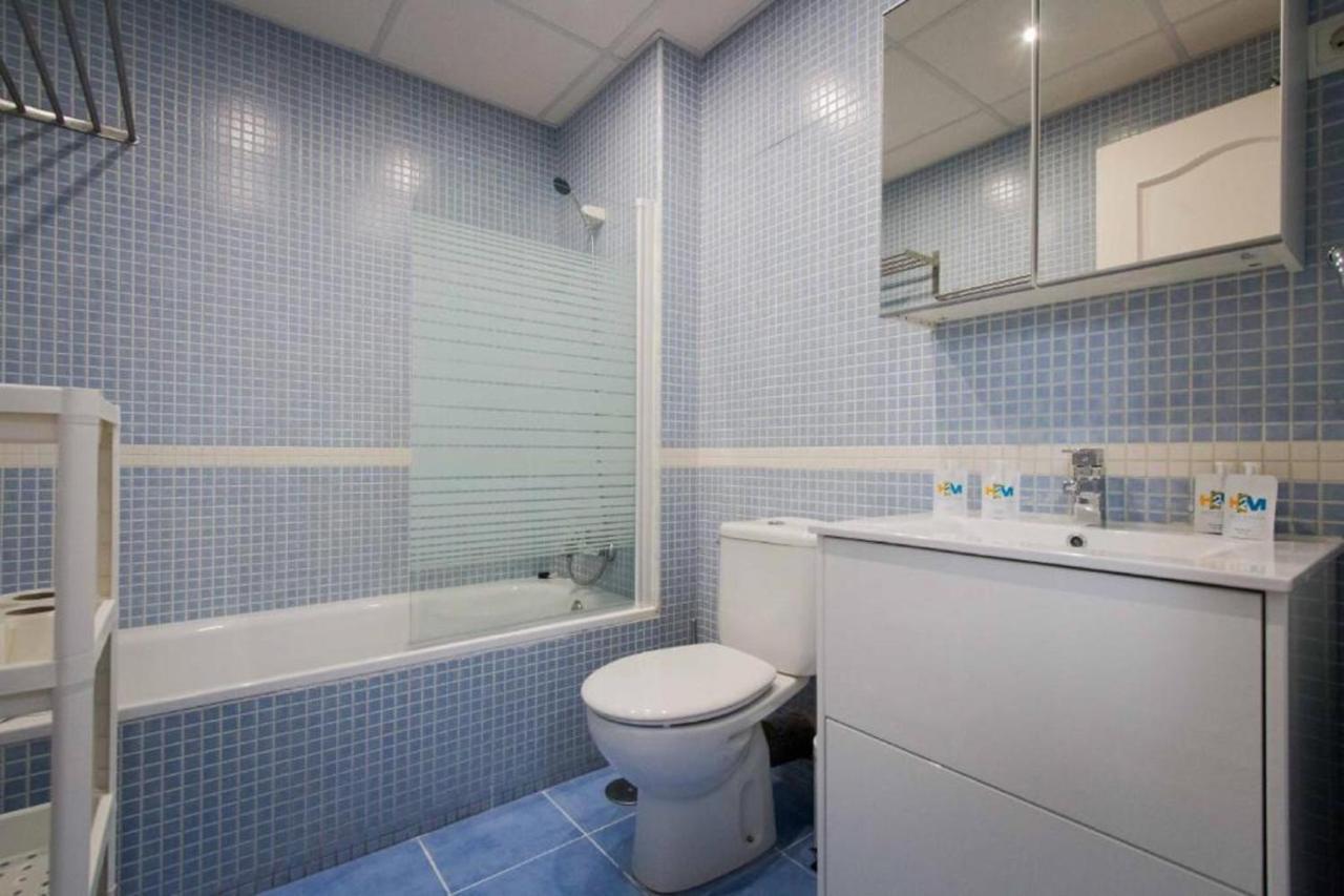 Holidays2Malaga Eduardo Ocon Ground Floor Renovated Apartment In The City Center Exterior foto